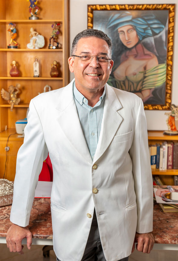 Dr. George Soares
